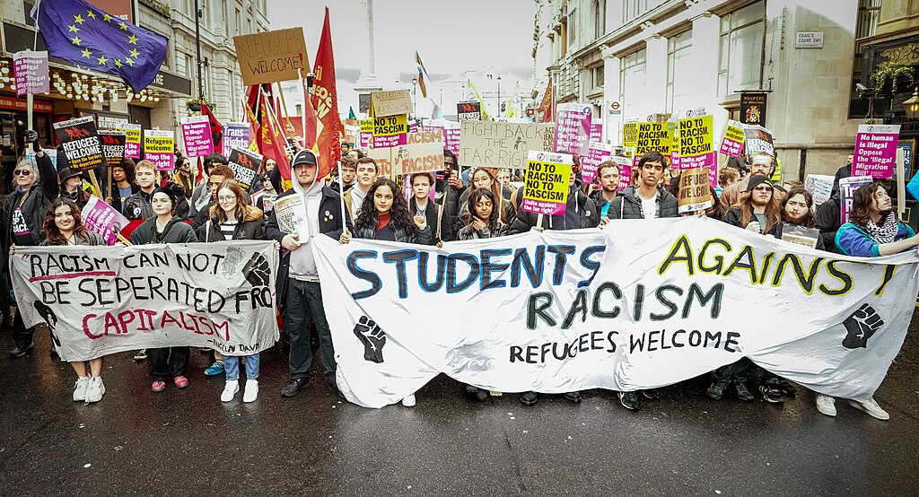 Student:innen protestieren gegen Rassismus und Kapitalismus